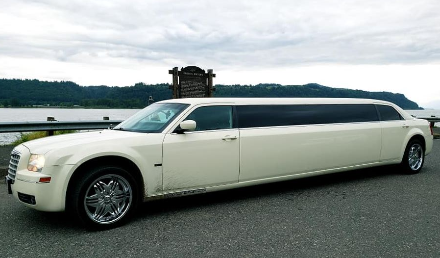 Anniversary-Limo-Rentals-Portland-300-C-JMI-Limos--Near-Me-Now