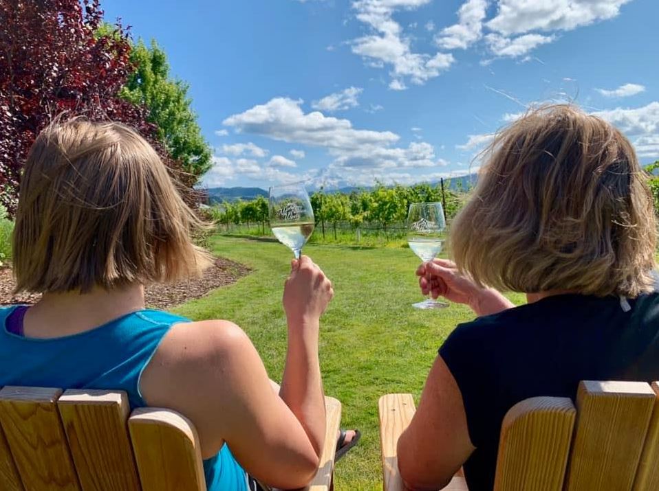 Best Hood River Wine Tour with a View of Mt Hood - JMI Limousine at Mt Hood Winery