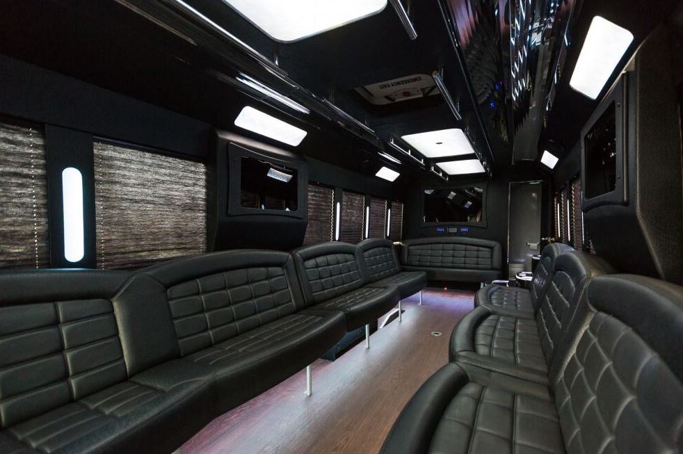Best Party Bus Portland Oregon - JMI Limo