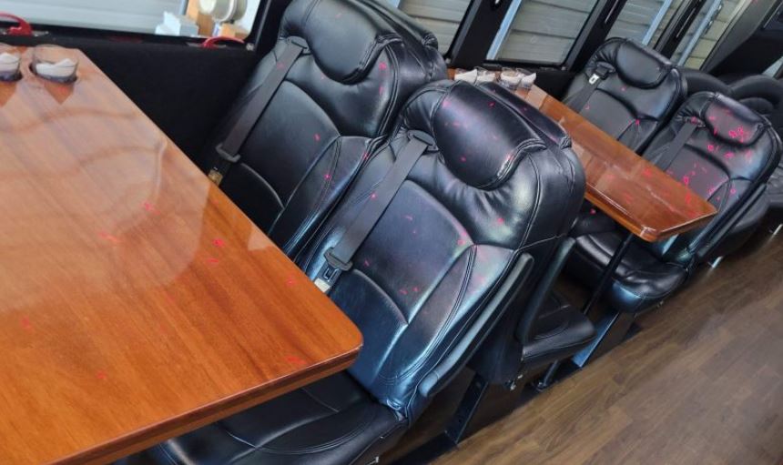 Best Party Buses in Portland - JMI Limousine Rip City Ride