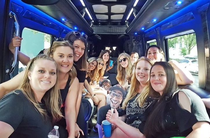 Birthday Wine Tour Limo Service Portland - JMI Limousine Birthday Wine Tour Limo Service Portland - JMI Limousine