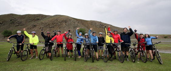 Hiking-Extreme-Adventures-Portland-Oregon-JMI-Limos-Near-Me