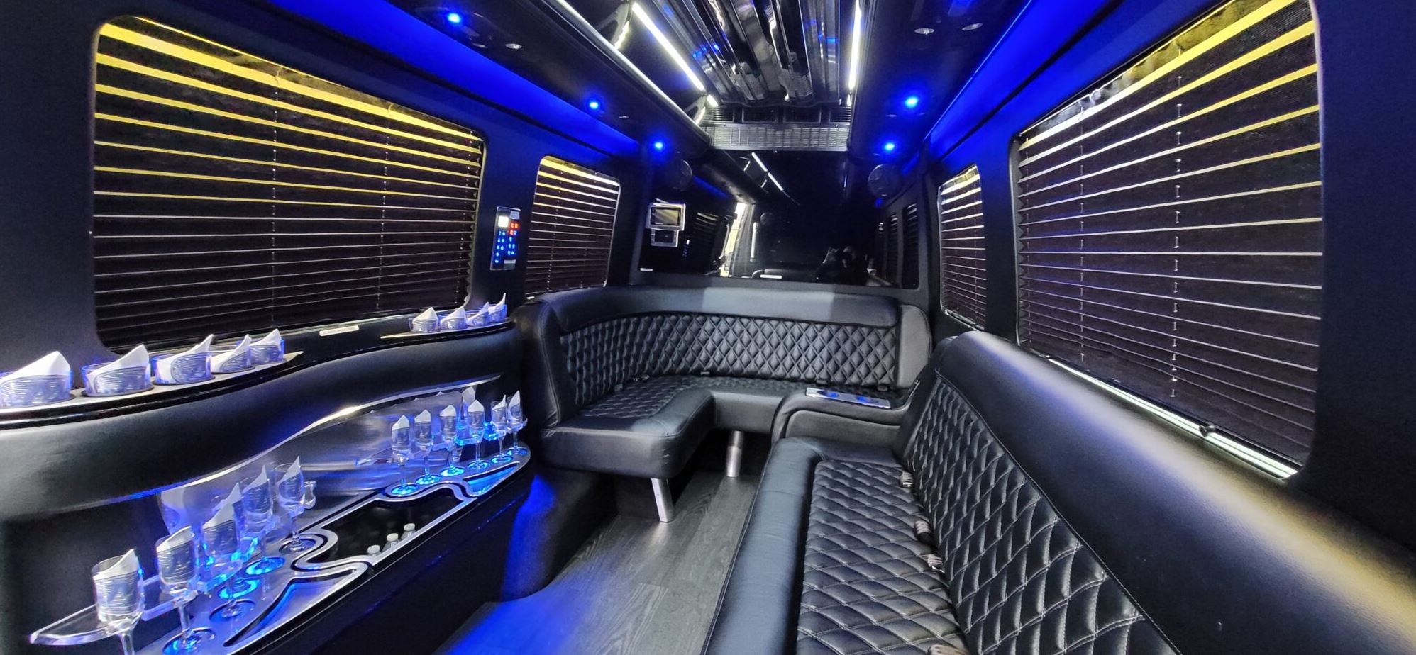 Mercedes Sprinter Coach Portland Oregon - JMI Limousine Service