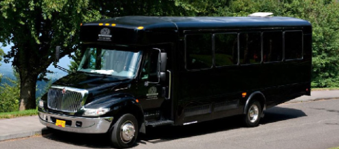 Portland-Best-Black-Party-Bus-Services-in-Portland-JMI-Limousine