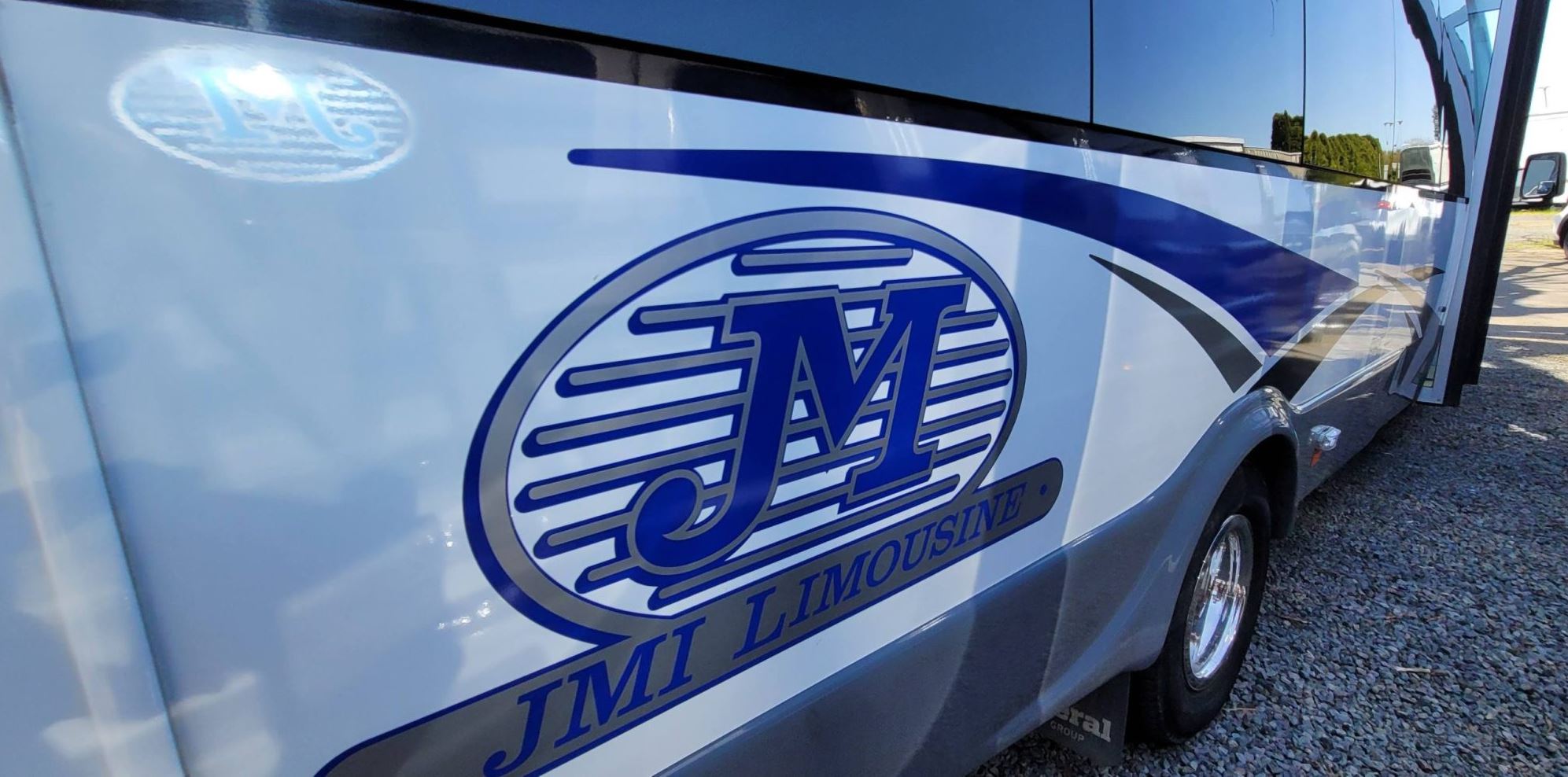 Shuttle Bus Service Portland - White Ford F450 Shuttle Bus JMI Limo