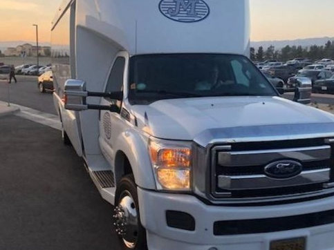 Sport-and-Team-Transport-Rental-Company-Portland-JMI-Limo-Near-Me-Now