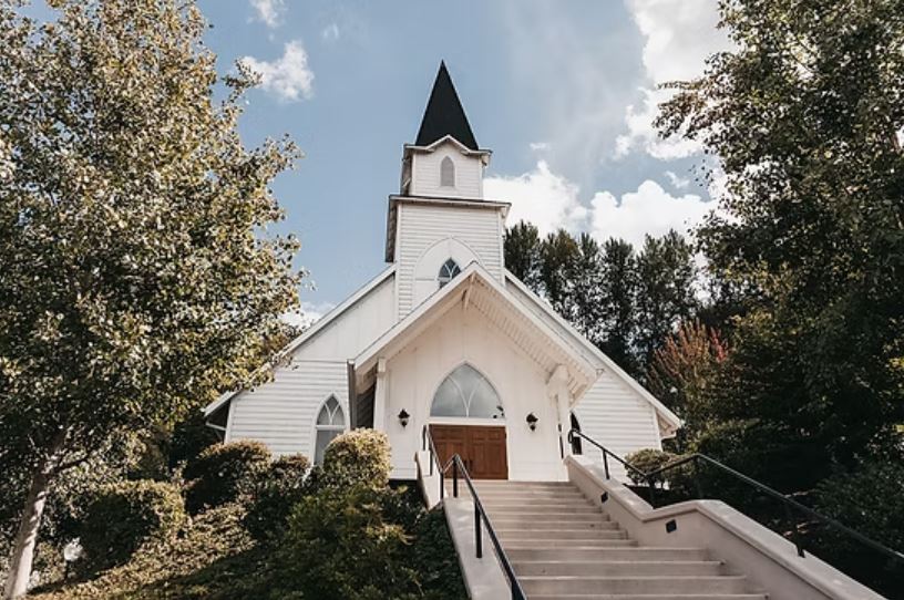 Wedding Chapel Venues Near Portland - Abernethy Center