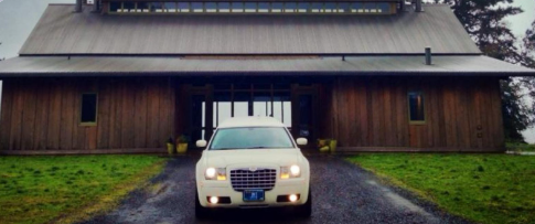 West-Linn-300-Chysler-Limo-Rentals-Near-Me-Porltand-JMI-Limo-Service