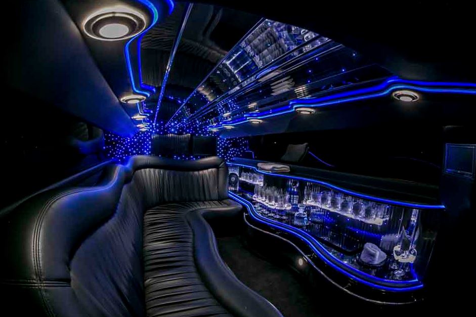 White Limo Service Portland Oregon - JMI Limousine Rentals